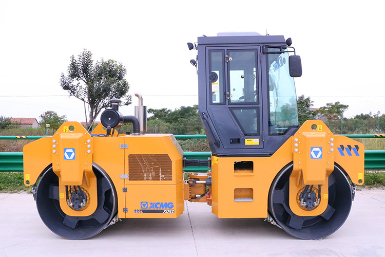 XCMG official road roller compactor XD83 China double drum road rollers compactor for sale